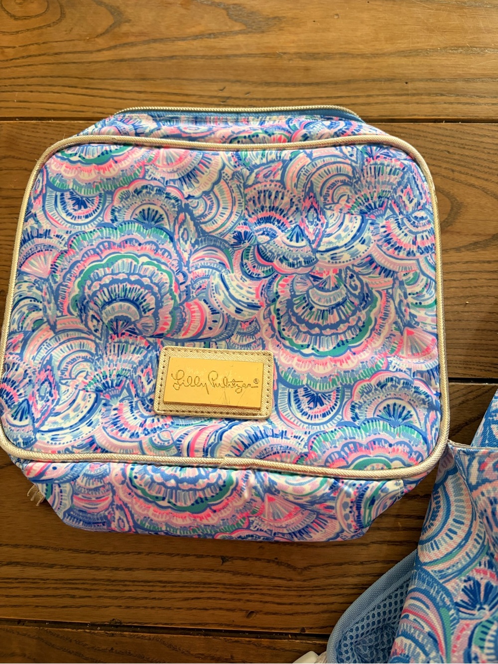 PB Teen Lilly Pulitzer Happy as a Clam Gear-Up Backpack and lunch bag - Picture 6 of 9